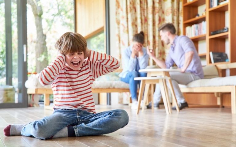 Staying in a Loveless Marriage Because of the Children | Wives ...